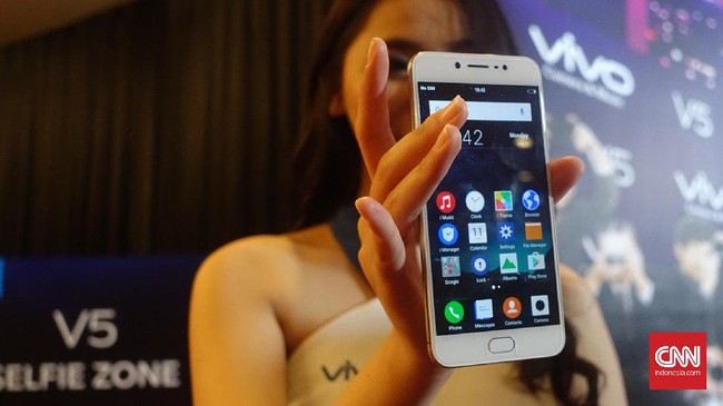 Dengan kamera resolusi 20 megapiksel di bagian depan, Vivo V5 dipatok termasuk murah, hanya Rp 3,5 juta saja.