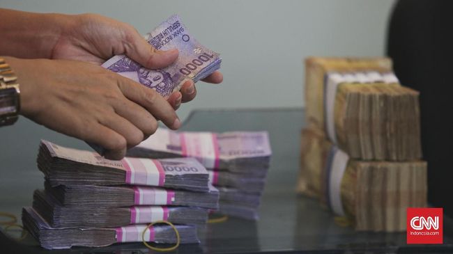 28 Provinsi Alihkan Anggaran untuk Tangani Virus Corona Menkeu Sri Mulyani menyebut berdasarkan data Kemendagri ada 28 provinsi alihkan dananya untuk tangani corona. Untuk kabupaten, baru 200.