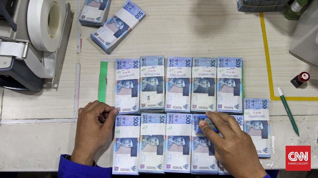 Kemnaker menyebut upah minimum di 4 provinsi tak akan naik di 2022. Berikut rincian dan alasannya.