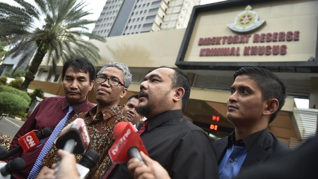 Polisi masih menunggu petunjuk dari pihak jaksa penuntut umum untuk segera melengkapi berkas perkara Buni Yani.