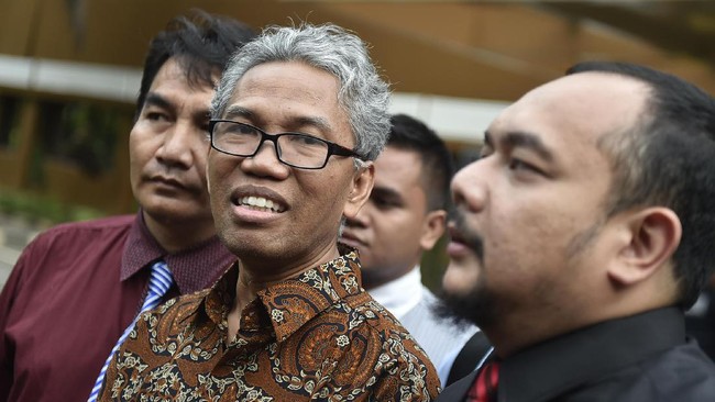 Dalam sidang sebelumnya Buni Yani menyatakan kasus yang menjerat Ahok tak terkait dengan unggahannya di media sosial yang membuatnya jadi terdakwa.