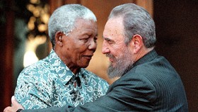 Nama Nelson Mandela Muncul di Paradise Papers