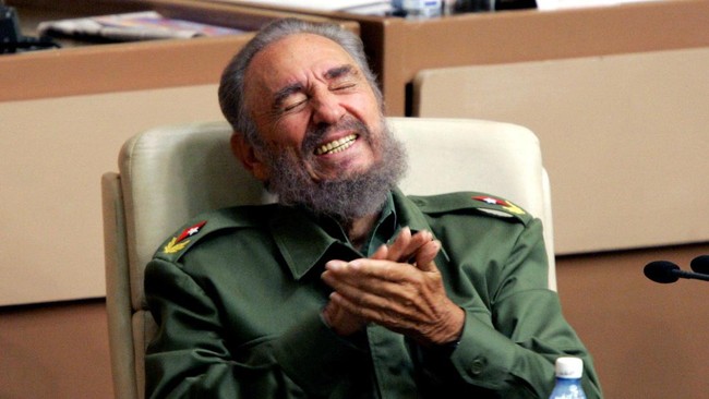 Mengenang Jejak Hidup Fidel Castro dalam Gambar