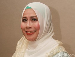 Sedihnya Dewi Yull Bioskop Belum Dibuka Lagi karena Corona