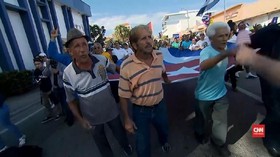 Warga Kuba di Miami Bersorak Sambut Kematian Fidel Castro