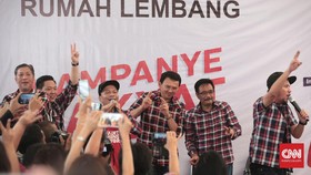 Dukungan kepada Ahok yang Terus Bergema di Rumah Lembang
