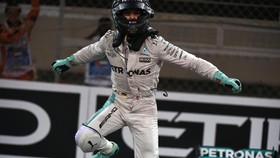Rosberg: Saya Paham Alasan Hamilton Memperlambat Laju
