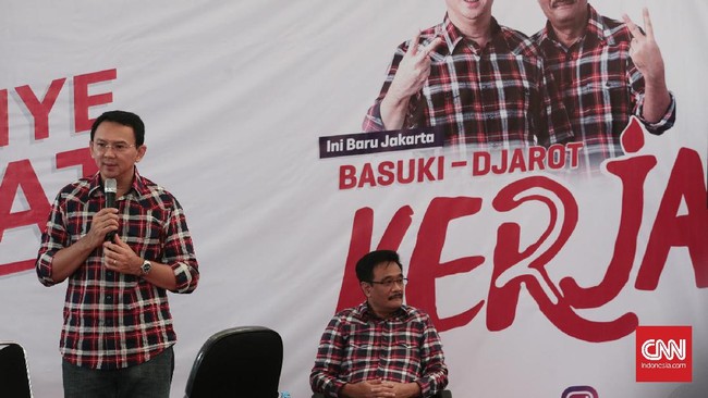 Angka itu didapat setelah merevisi ulang atas pengeluaran sebelumnya yang hanya mencapai Rp1,1 miliar. Pengeluaran terbesar untuk biaya pembuatan atribut.
