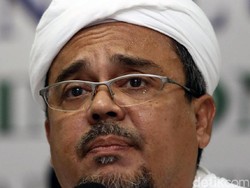 Yasonna Persilakan HRS Masuk RI, Balik Disindir FPI