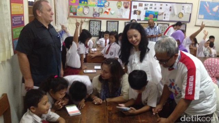 Yuk Bun, Hargai Kemampuan si Kecil dengan Melihat '5 Rudi' Kita perlu menghargai potensi anak yang berbeda-beda. Salah satunya, dengan melihat '5 Rudi'. Apa itu?