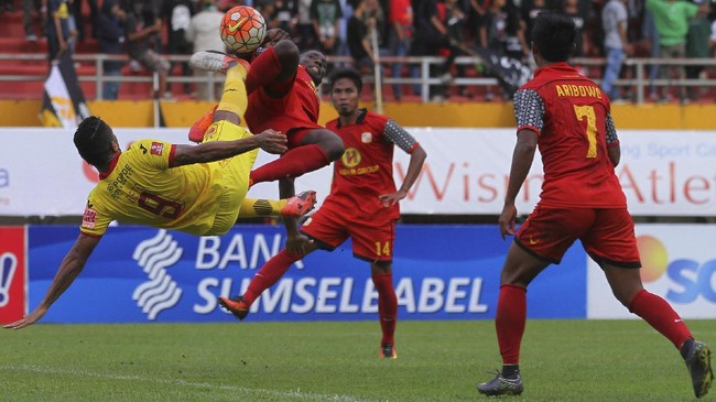 Pelatih Barito Putera Jacksen F. Tiago mengatakan, sudah lama memantau kiprah Daniel Ribeiro sebelum bernegosiasi dengannya.