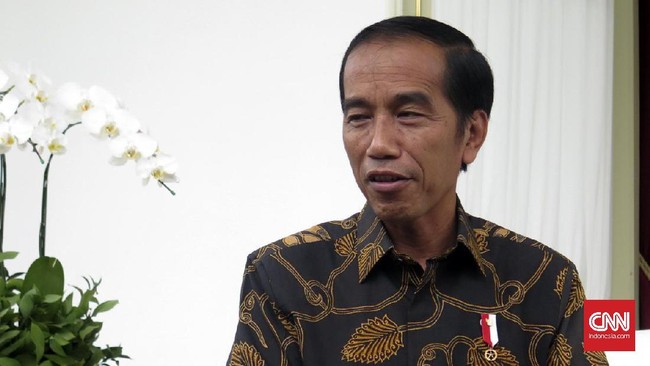 Presiden Jokowi heran isu penyadapan dikaitkan dengan dirinya. Dia mengatakan kasus yang bermula dari persidangan harus dikonfirmasi kepada pihak terkait.
