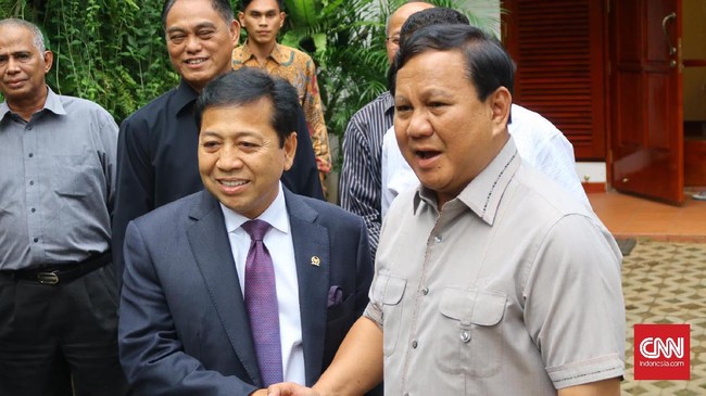 Ketua DPR Setya Novanto menyambangi kediaman Ketua Umum Partai Gerindra Prabowo Subianto untuk membahas kerja sama partai politik dengan pemerintah.