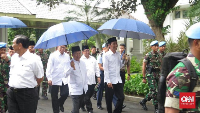 Dalam pidato singkat usai salat Jumat, Presiden Jokowi sama sekali tidak menyinggung soal kasus dugaan penistaan agama yang dituntut massa #aksi212