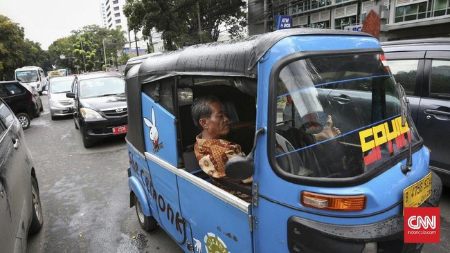 Agus Yudhoyono ingin tetap mempertahankan keberadaan alat transportasi bajaj di DKI Jakarta, selah satunya dengan membuat membuat aturan yang lebih baik.