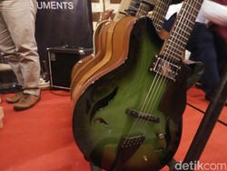 Chord Gitar Fana Merah Jambu Oleh Fourtwnty