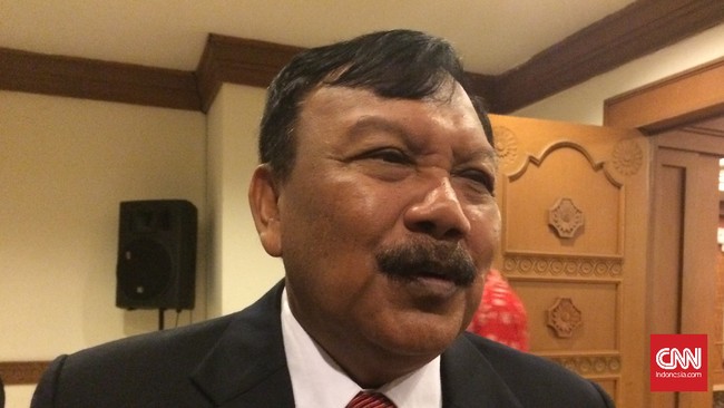 KONI dan federasi pencak silat Indonesia berjanji akan mengupayakan segala cara agar seni beladiri tersebut diakui UNESCO sebagai budaya bangsa.