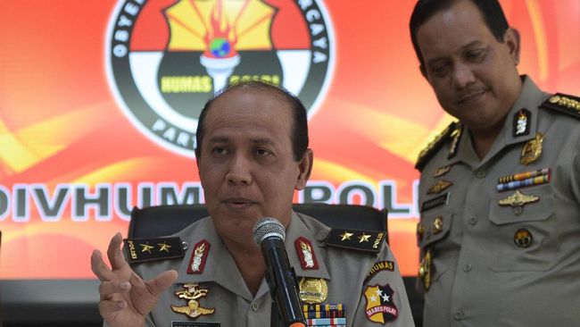 Polri: SPDP Perkara Ahok Dikirim ke Jaksa Sesuai KUHAP Polisi menyatakan bahwa Surat Perintah Dimulainya Penyidikan perkara dugaan penistaan agama dengan tersangka Ahok telah memenuhi prosedur.