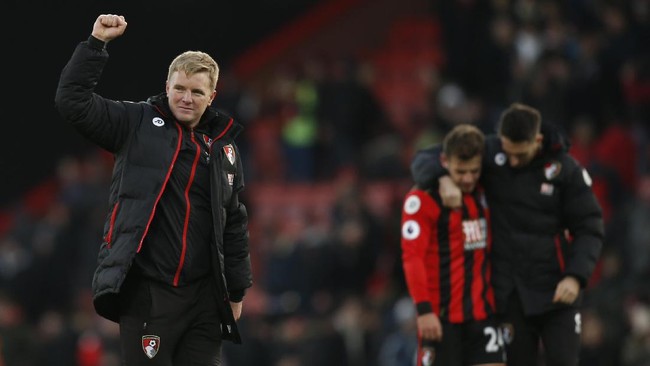 Manajer Bournemouth Eddie Howe mengaku bangga dengan etos kerja anak asuhnya meski gagal memanfaatkan keunggulan tiga gol lebih dulu.