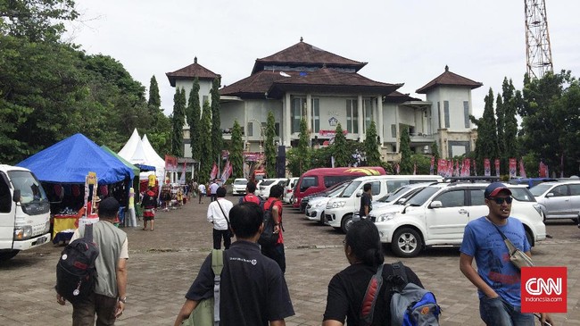 Pemkot Denpasar, Bali mengklaim tak ada instruksi dari pemerintah pusat terkait pengetatan pintu masuk saat PSBB 11-25 Januari mendatang.