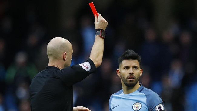 Sergio Aguero dipastikan absen dalam empat pertandingan Liga Primer Inggris termasuk saat menghadapi Arsenal di Etihad, 18 Desember mendatang.