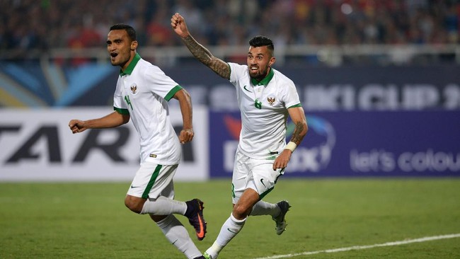 Lagi-lagi Stefano Lilipaly. Setelah mencetak gol krusial ke gawang Singapura, pemain berdarah Belanda itu juga membobol gawang timnas Vietnam.