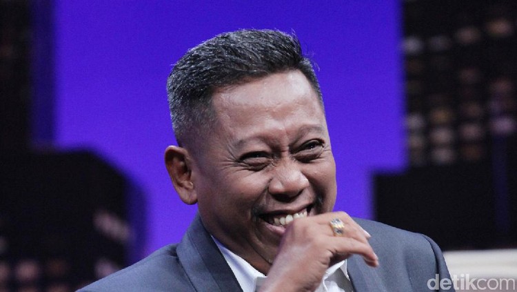 Tukul Arwana saat tampil di acara Hitam Putih.