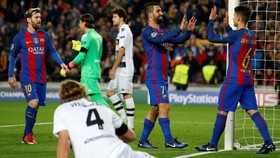 Arda Turan Hattrick, Barcelona Pesta Gol ke Gawang Gladbach