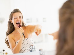 Mau Punya Ruang Karaoke di Rumah? Ikuti 4 Tips Ini!