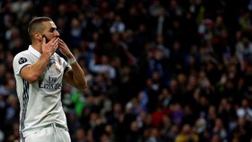 Karim Benzema Buka Puasa Bersama di Turki