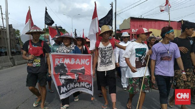 Ratusan warga Pegunungan Kendeng akan mendatangi Gubernur Jawa Tengah Ganjar Pranowo, menuntut agar sang pemimpin patuh pada putusan MA.