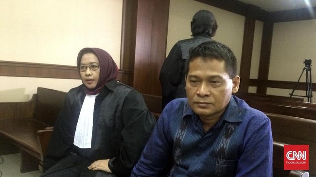Rohadi ditetapkan tersangka kasus TPPU dan gratifikasi sejak Agustus 2016, saat masih menjabat sebagai panitera pengganti di PN Jakarta Utara dan PN Bekasi.