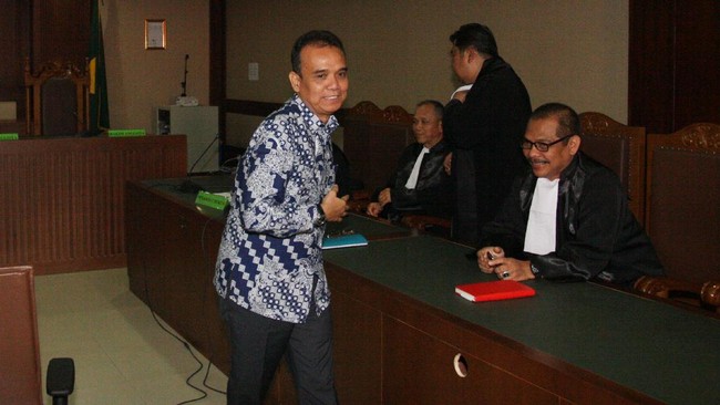 KPK mengajukan banding karena ada materi dakwaan yang ditolak hakim seperti uang yang dinilai bukan hasil suap dan sejumlah bukti yang dikembalikan.