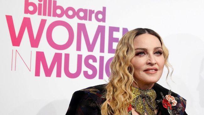 Madonna Ungkap Aksi Putri Kembar Adopsinya Lewat Video Musik