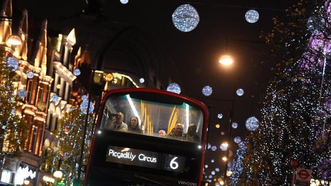 Persimpangan antara Oxford Circus dan Orchard Street akan menjadi kawasan pertama yang diuji coba pada akhir tahun depan.