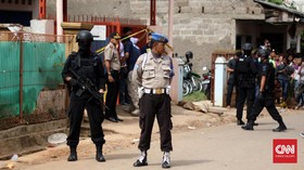 TKP Bom Bekasi Dijaga Ketat Seratus Polisi