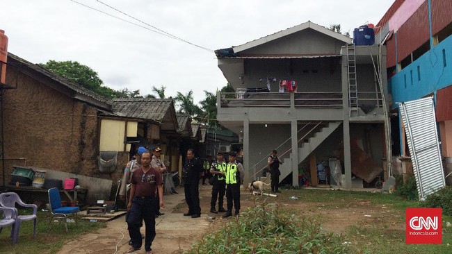Salah seorang terduga teroris dalam bom di Bekasi adalah seorang perempuan. Jaringan teroris ISIS kini menarget calon pelaku bom bunuh diri dari kaum perempuan.