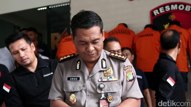Pelaku perampokan disertai pembunuhan sadis di Polumas, Ramlan Butarbutar, sempat melakukan perlawanan ketika disergap.