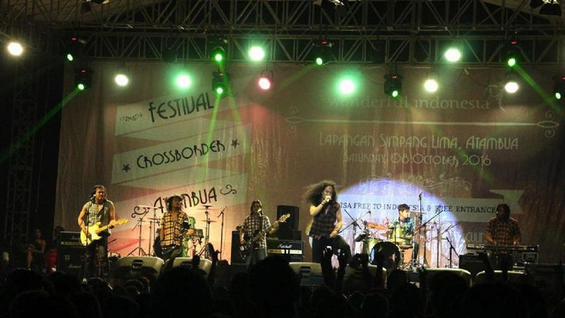 Sejak bulan Juni hingga Desember 2016 ini, Kemenpar secara konsisten menggelar beragam Festival Crossborder di Atambua.
