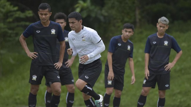 Tanaboon Kesarat dan Prathum Chutong yang sempat cedera ketika leg kedua semifinal, dipastikan bisa tampil melawan Timnas Indonesia di Stadion Pakansari.