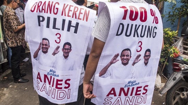Warga yakni Anies Baswedan bisa mewujudkan janji kampanye dalam bidang pendidikan karena pernah jadi Menteri Pendidikan Nasional.