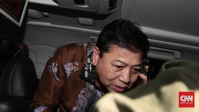 Setya Novanto merasa heran lantaran media menyebut dirinya menerima uang Rp543 miliar. Ia melakukan safari media untuk membantah dugaan itu.