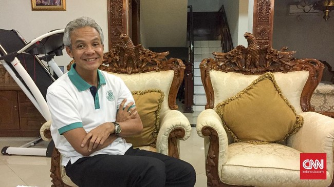 Polemik di Rembang membuat Ganjar Pranowo mengusulkan moratorium pabrik semen. Dia juga ingin bersurat ke MA terkait putusan hakim PK yang menangkan petani.