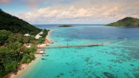 6 'Pulau Pribadi' yang Bisa Diinapi di Indonesia