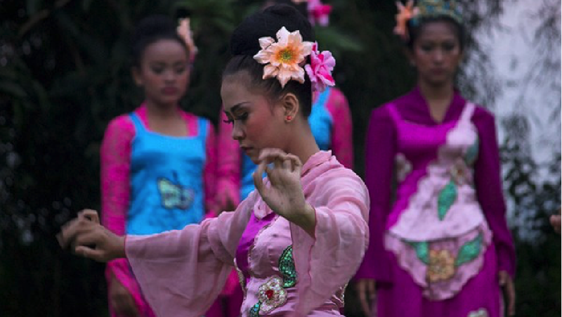 Acara Pasanggiri Sanglingan Bentang Jaipongan Jugala Raya 2016 kembali digelar di Gedung AACC, Jalan Braga, Bandung, pada 13-14 Desember 2016. 