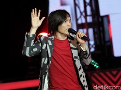 Jika Nekat Nyanyikan Lagu Dewa 19 Usai Dilarang, Once Didenda Rp 1 M