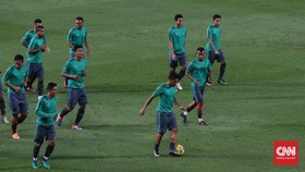 Latihan Pagi Ceria Timnas Indonesia