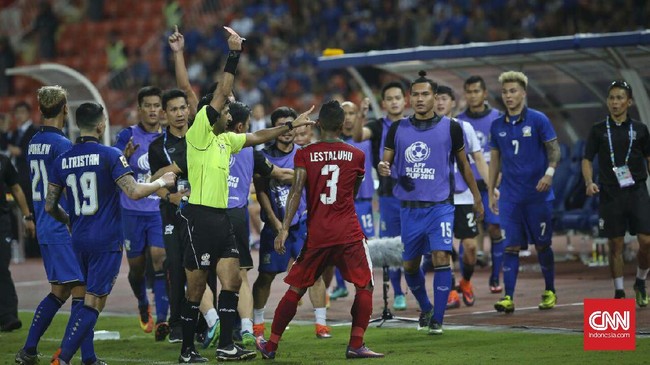 Alfred Riedl mengakui Abduh Lestaluhu melakukan kesalahan, namun hal itu juga tak lepas dari provokasi yang dilakukan para pemain Thailand.