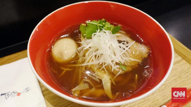Tsuta Ramen jadi salah satu kedai wajib coba versi Michelin Guide. Kini, kita tak perlu terbang ke Tokyo untuk mengecapnya, cukup ke Singapura.