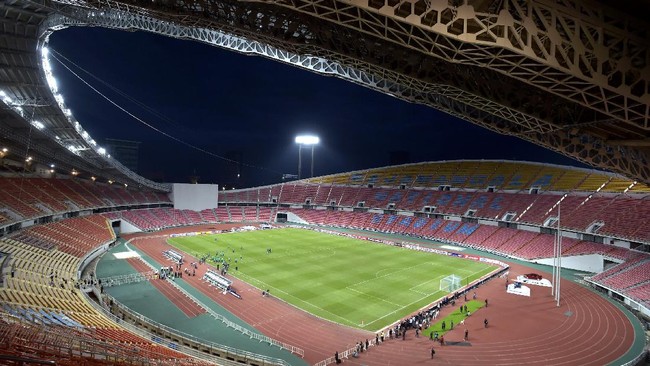 Tiga kekacauan terjadi di hari pertama cabor sepak bola SEA Games 2025 Thailand mulai lampu stadion rusak hinggalagu kebangsaan tidak dimainkan.